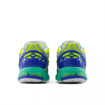 Alkaline Green With Blue Bird