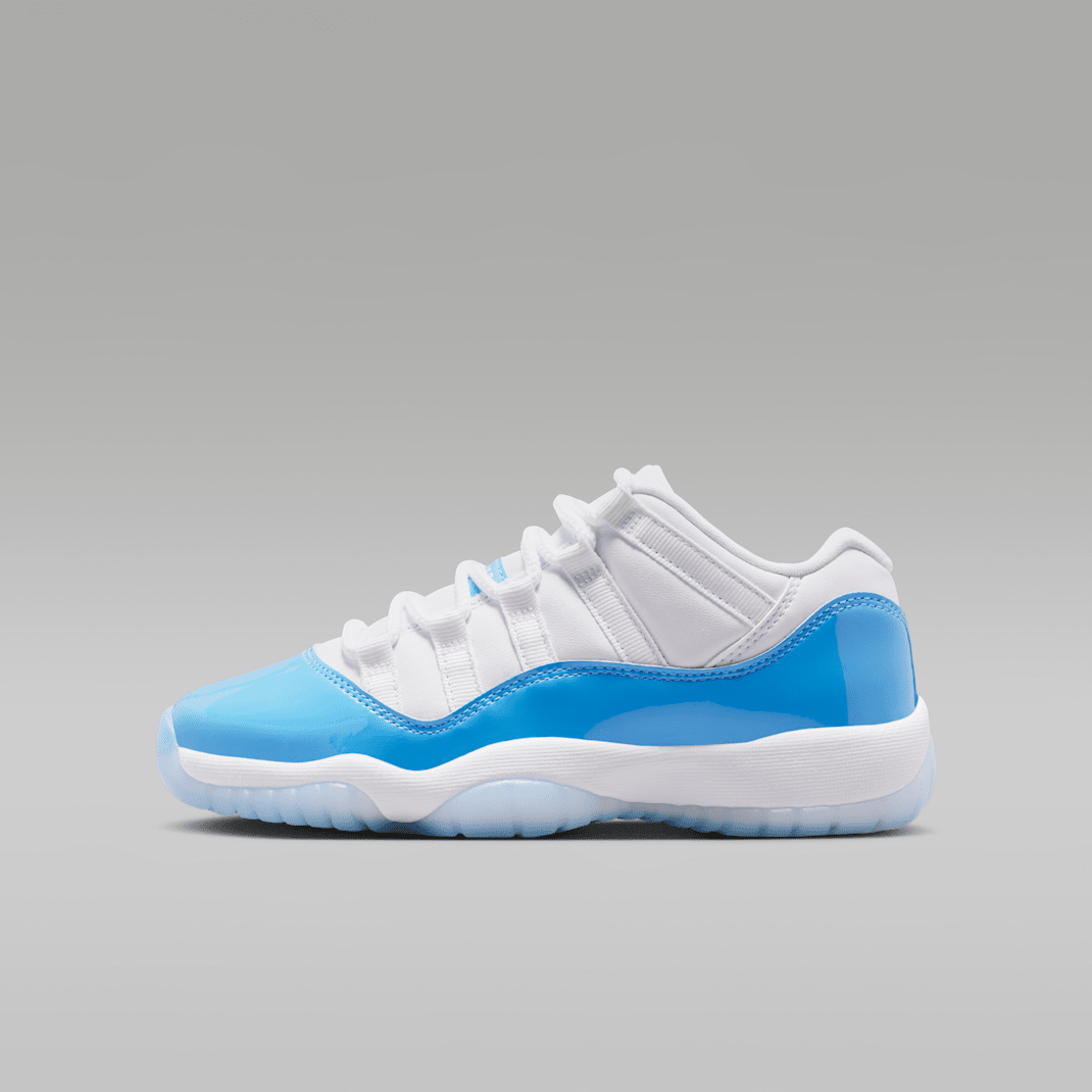 White/Black/University Blue 3
