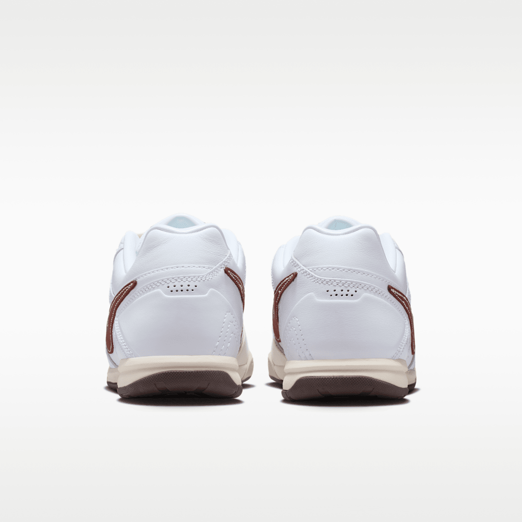 White/Soft Pearl/Dark Smoke Grey/Dark Pony