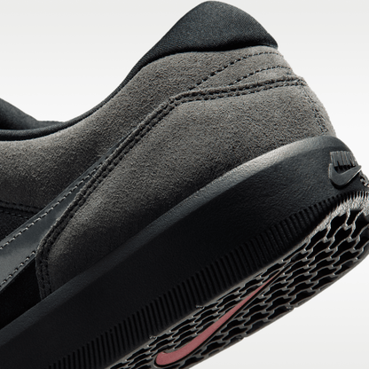 Black/Anthracite/Gym Red/Metallic Dark Grey