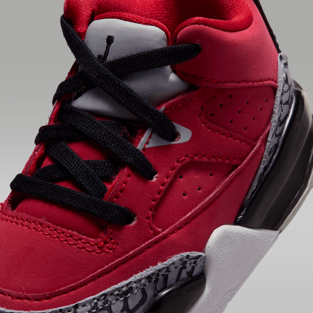 Fire Red/Grey Mist/White/Black
