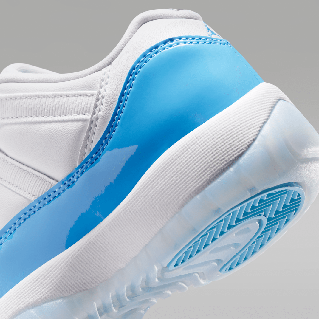 White/Black/University Blue 3