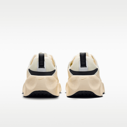 Summit White/Coconut Milk/Safety Orange/Dark Obsidian