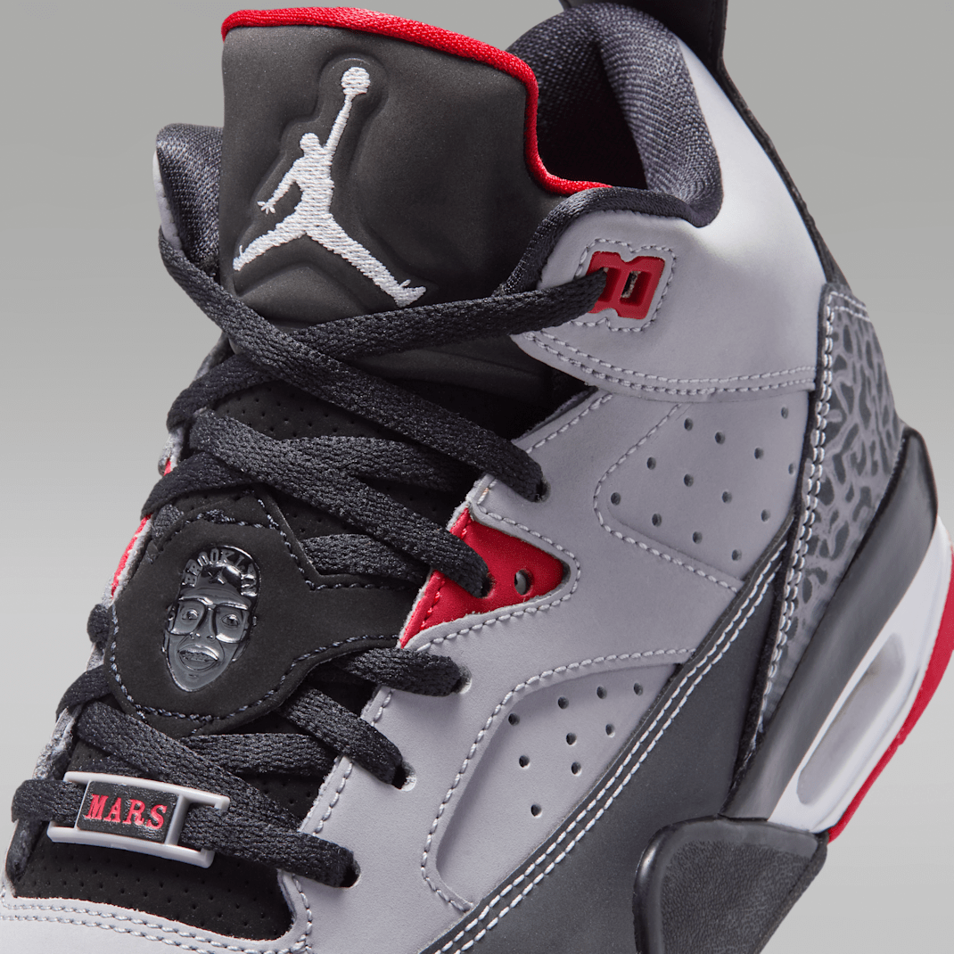 Cement Grey/Black/Fire Red/White 3