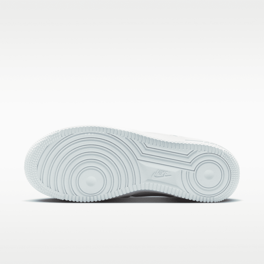 White/Metallic Silver/Bleached Lilac