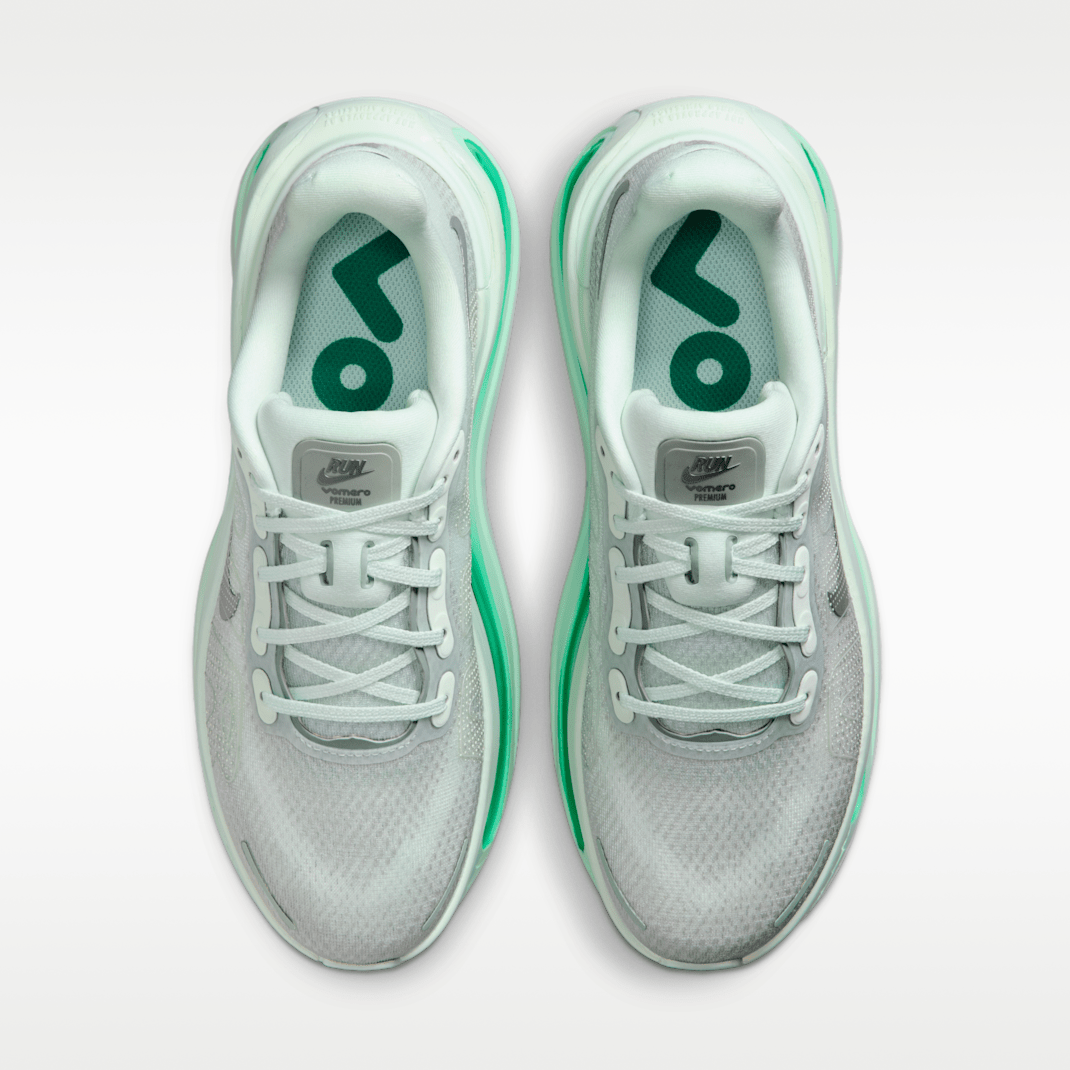 Barely Green/Light Silver/Sea Glass/Metallic Silver
