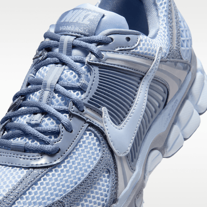 Ashen Slate/Hydrogen Blue/Ghost/Metallic Silver