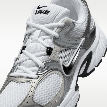 White/Vast Grey/Metallic Silver/Black