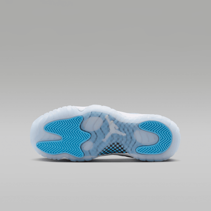 White/Black/University Blue 3