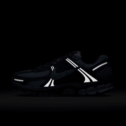 Ashen Slate/Hydrogen Blue/Ghost/Metallic Silver