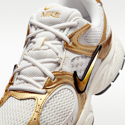 Phantom/Phantom/Black/Metallic Gold