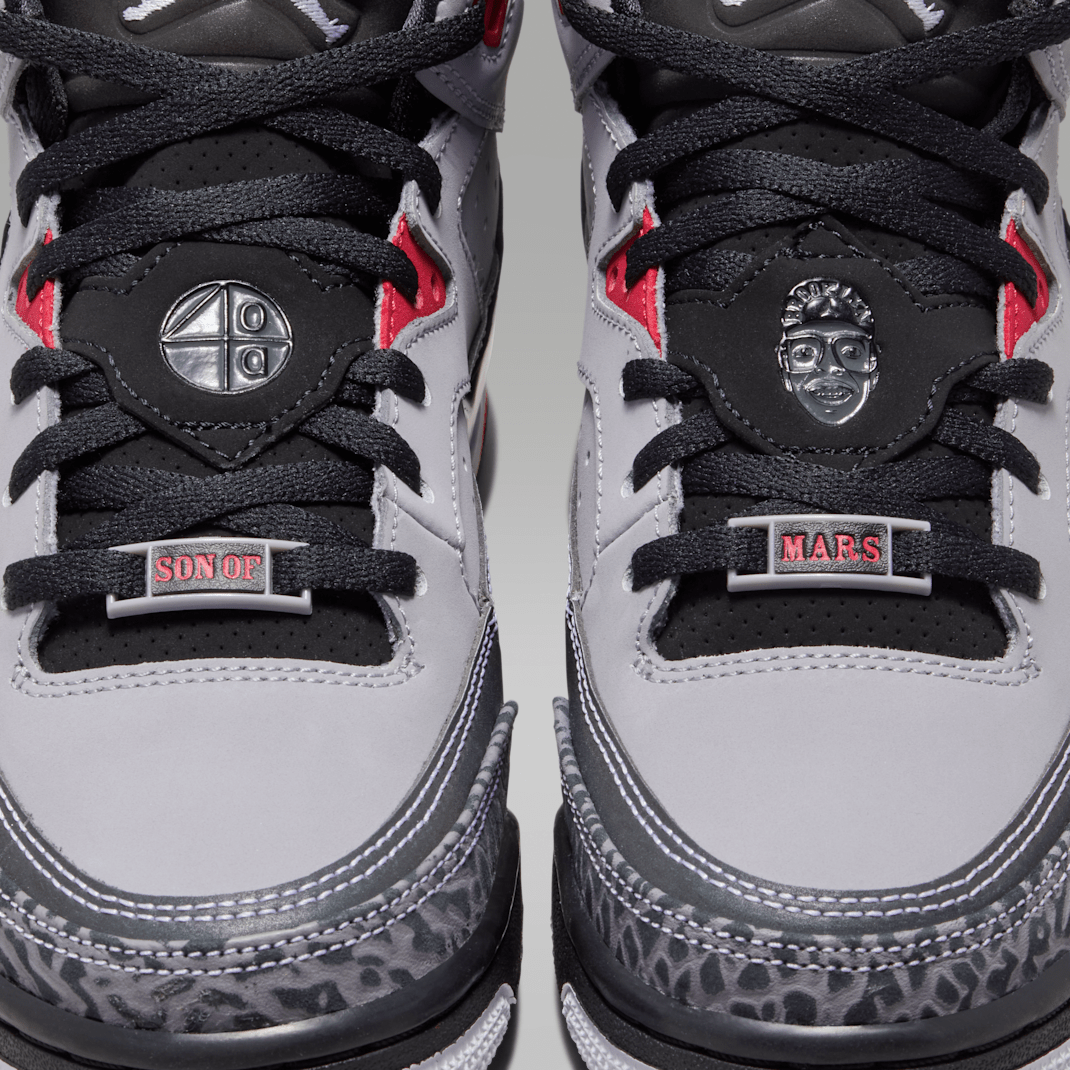Cement Grey/Black/Fire Red/White 3