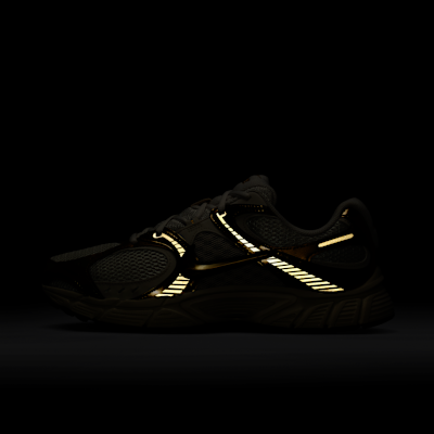 Phantom/Phantom/Black/Metallic Gold