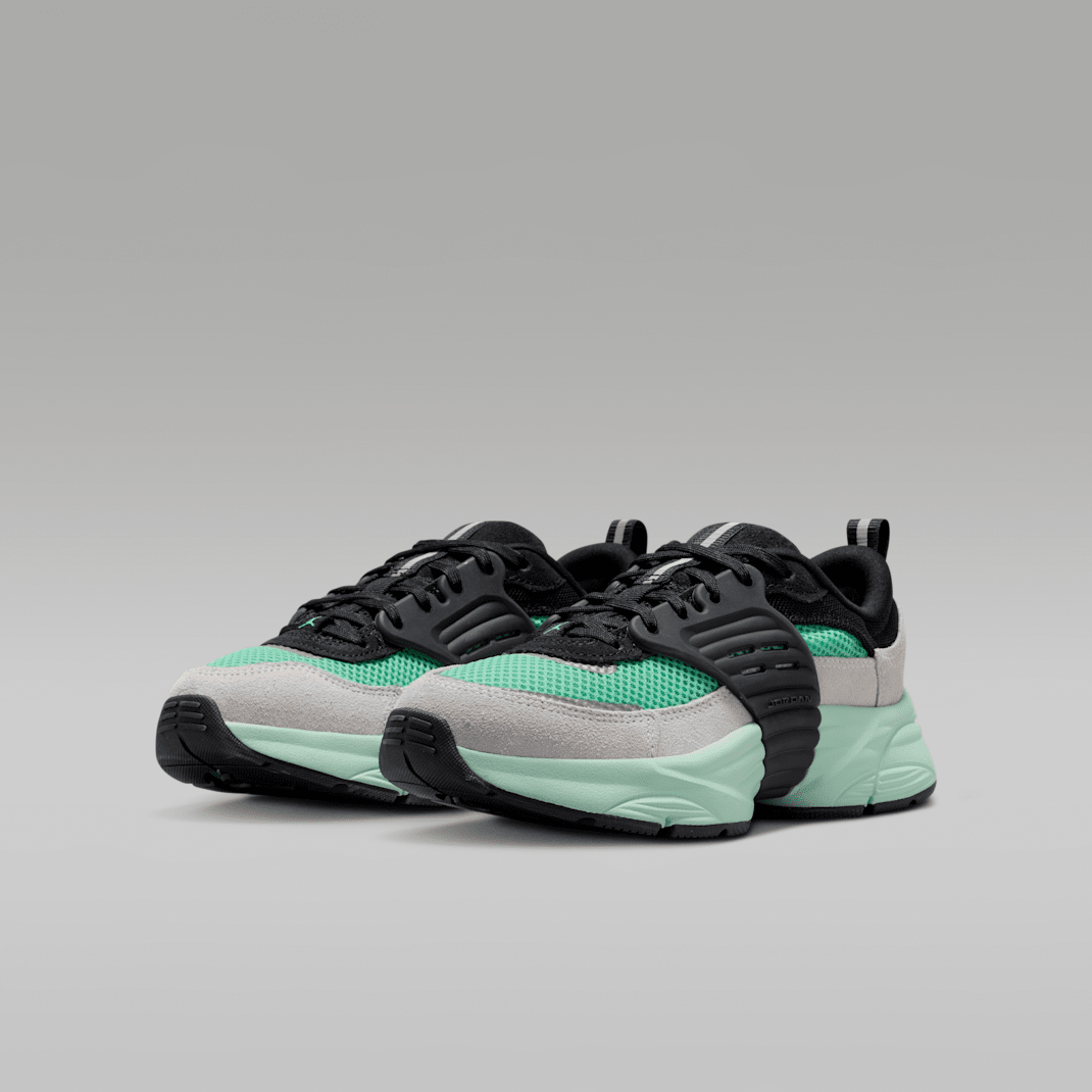 Black/Neutral Grey/Mint Foam/Green Glow
