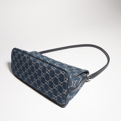 denim azul con GG