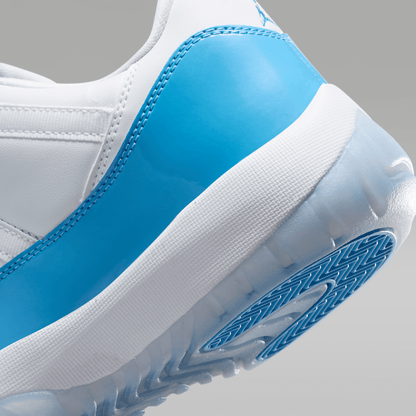 White/Black/University Blue 4