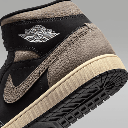 Black/Light Wild Mango/Olive Grey