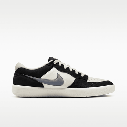 Black/Summit White/Sail/Cool Grey