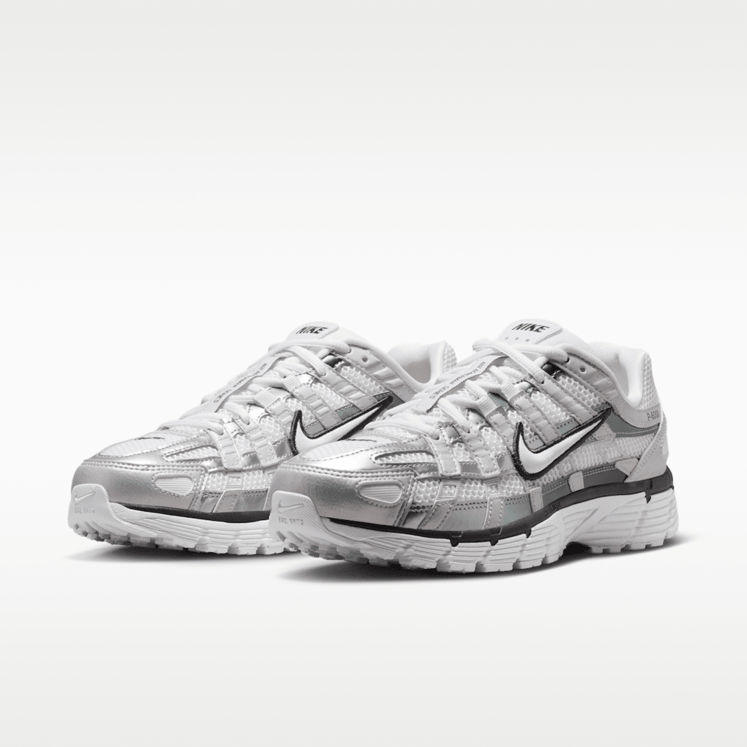White/Off White/Dark Smoke Grey/White