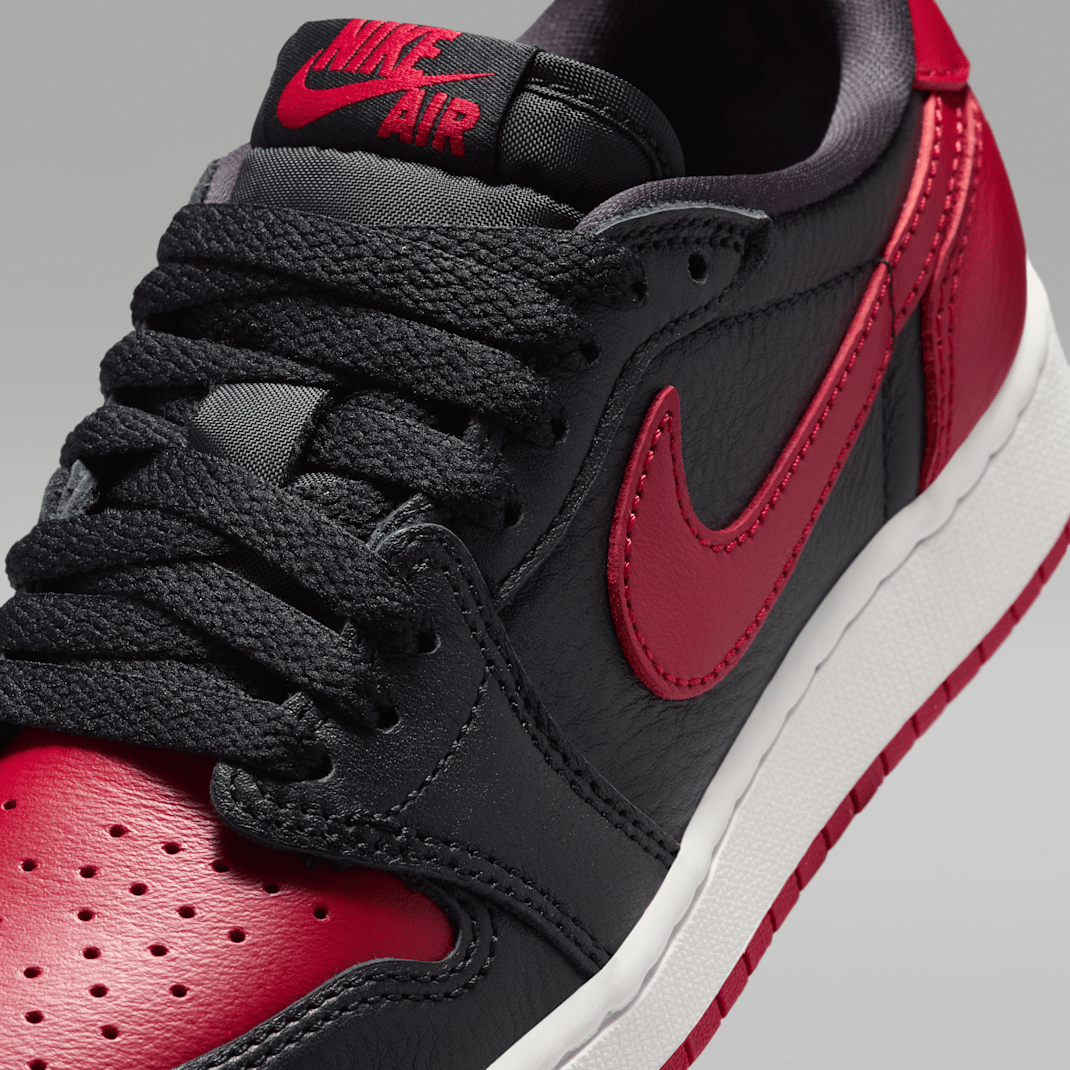 Black/Varsity Red/Summit White/Black 3