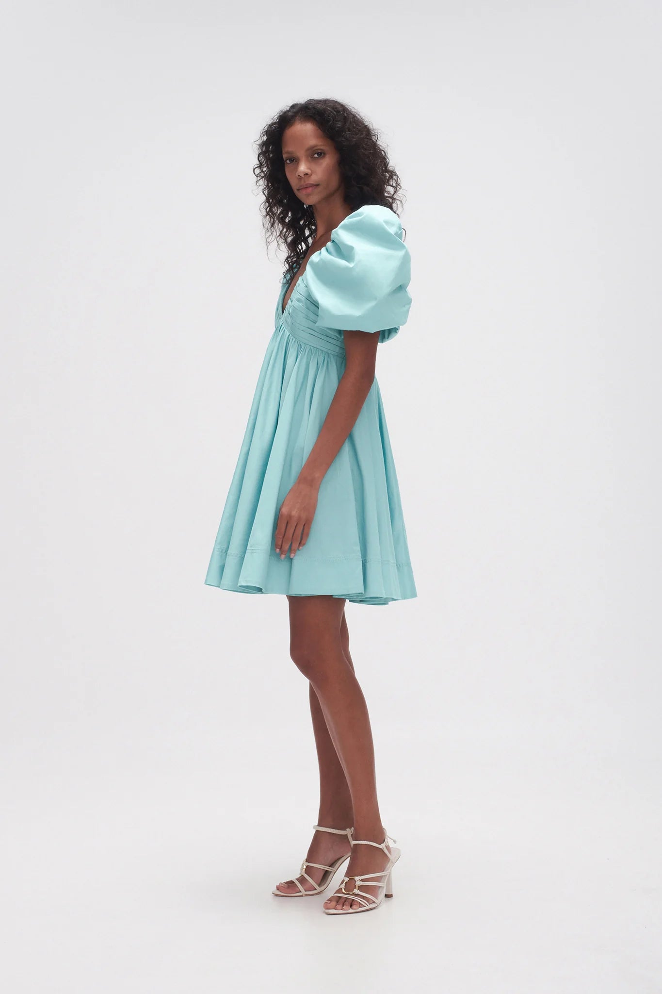 SPEARMINT BLUE