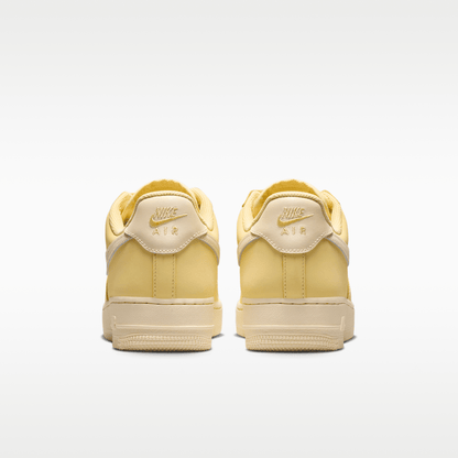Soft Yellow/Soft Yellow/Sunbleach