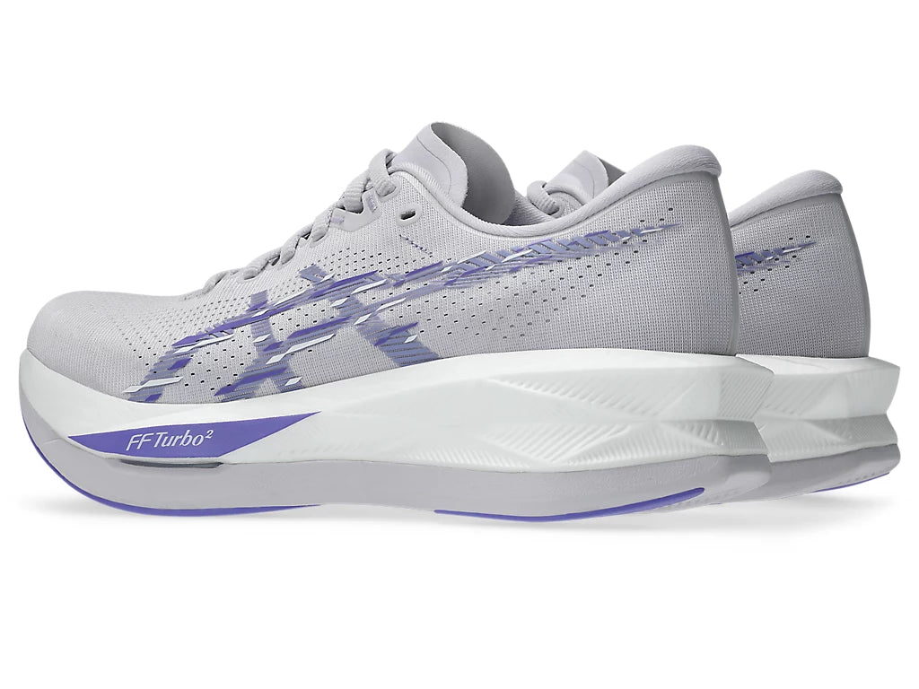 Lilac Hint/White