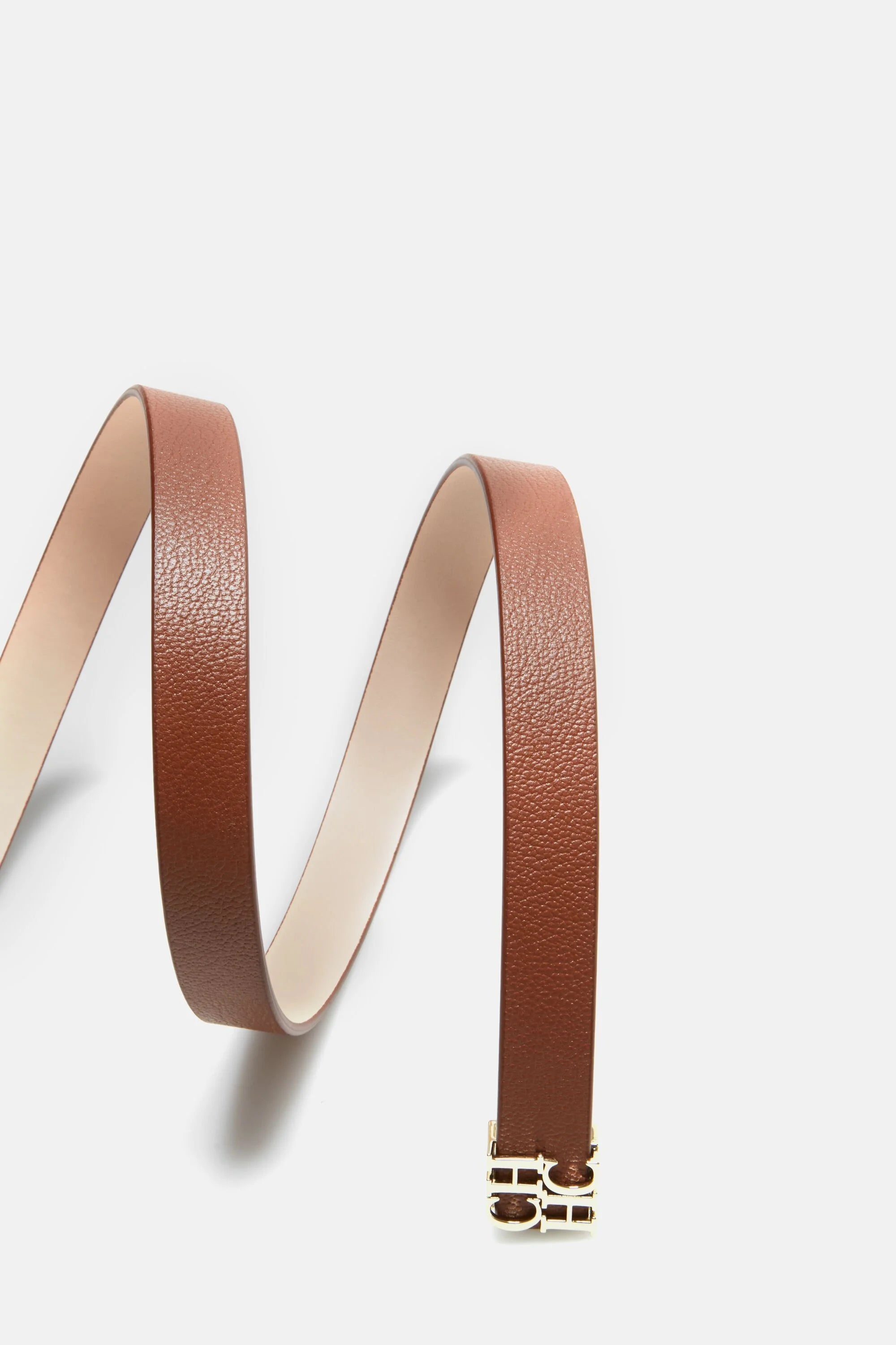 MARRÓN