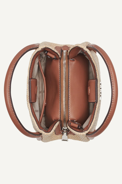 natural/saddle
