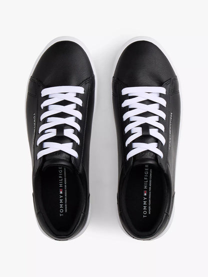 Black / White