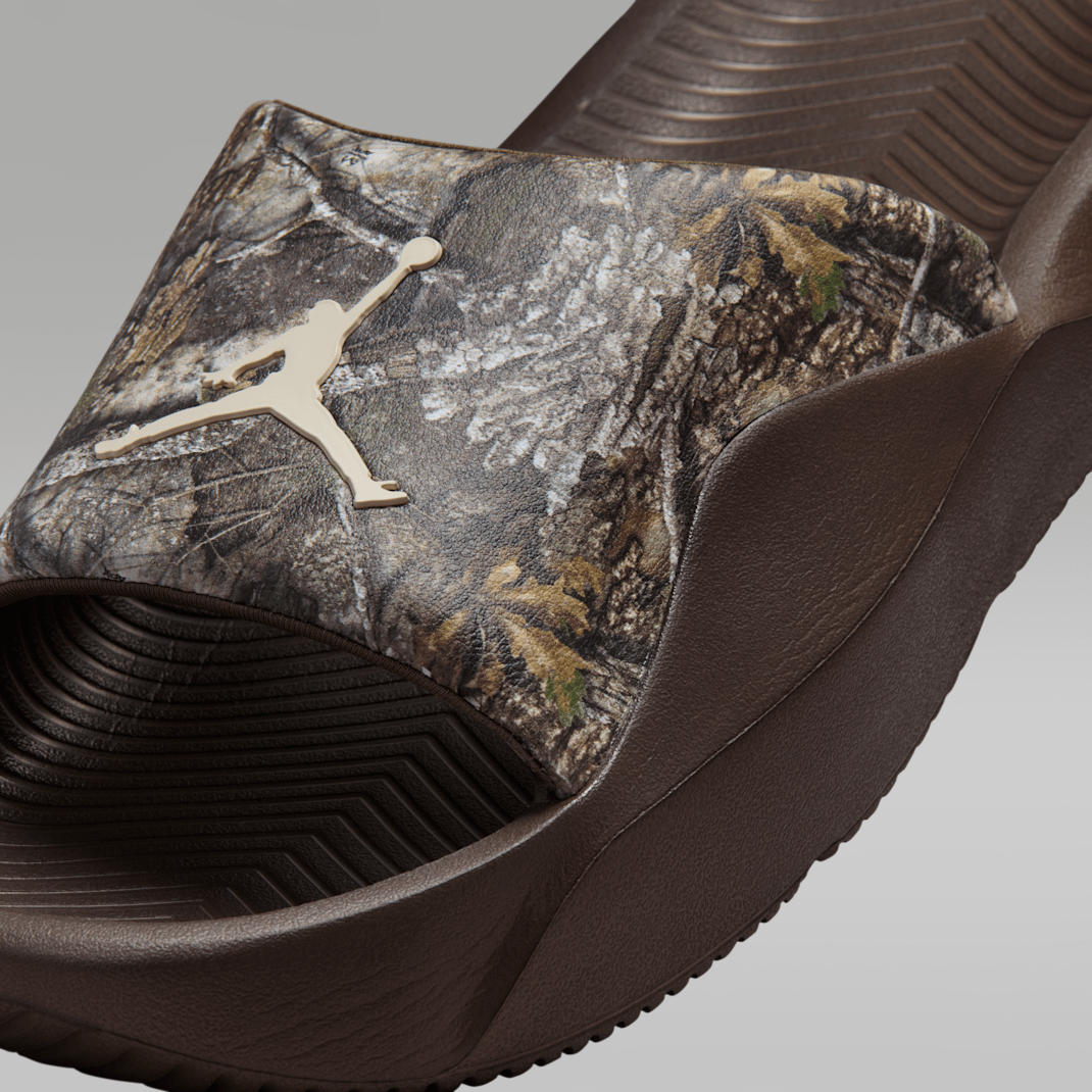 Medium Olive/Baroque Brown/Light Orewood Brown