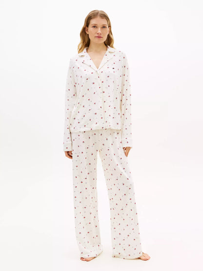 Berlitz Floral Ecru
