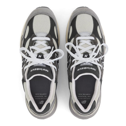 Shadow Grey With Turtledove And Blacktop