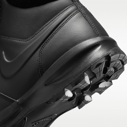Black/Black/Black