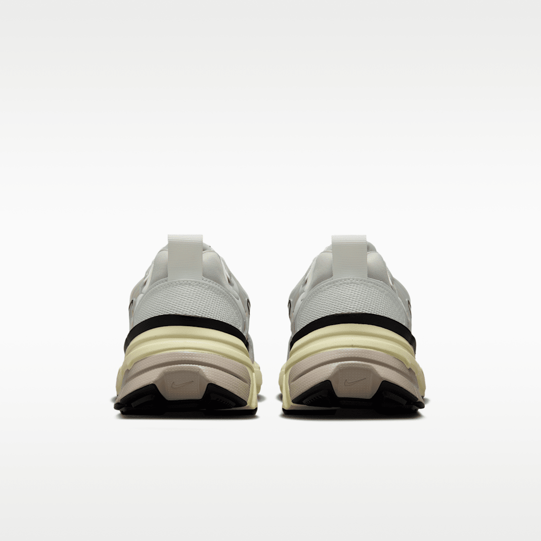 Summit White/Pure Platinum/Light Iron Ore/Metallic Silver