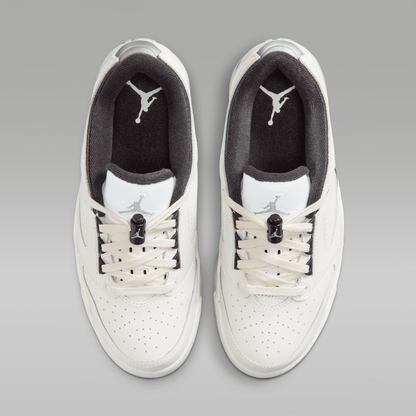 Sail/Black/Swan/Metallic Silver