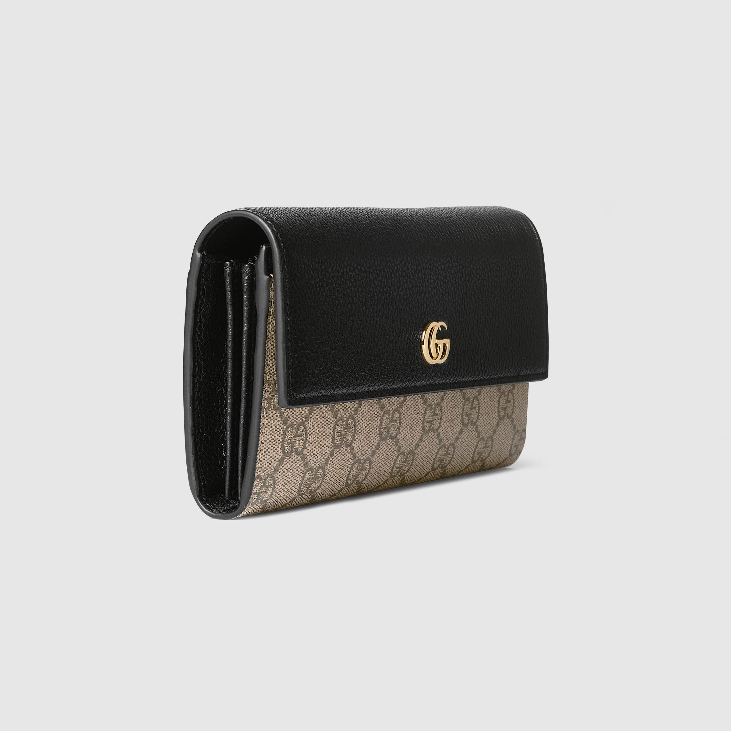 piel beige y negra