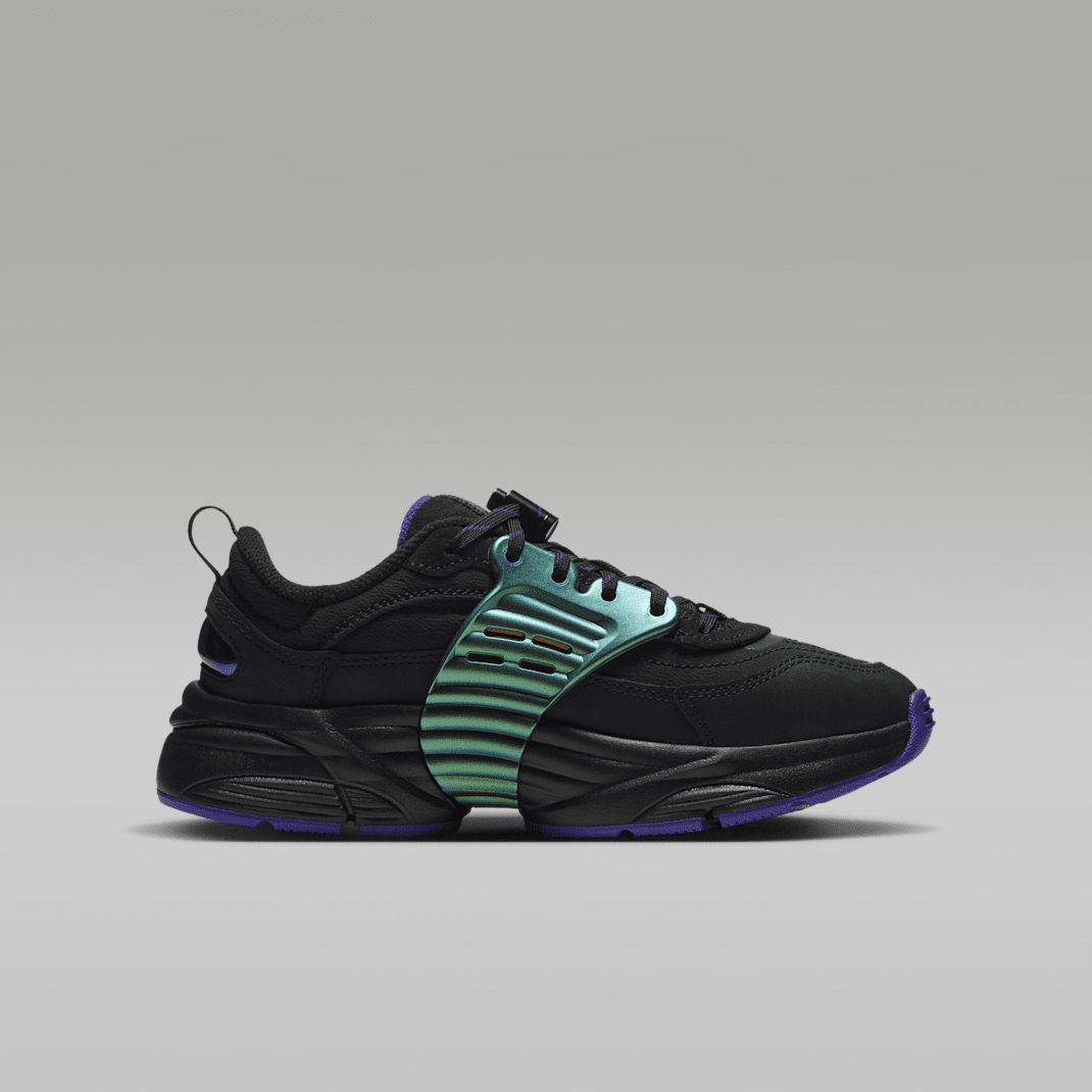 Black/Dark Concord/White/Multi-Color