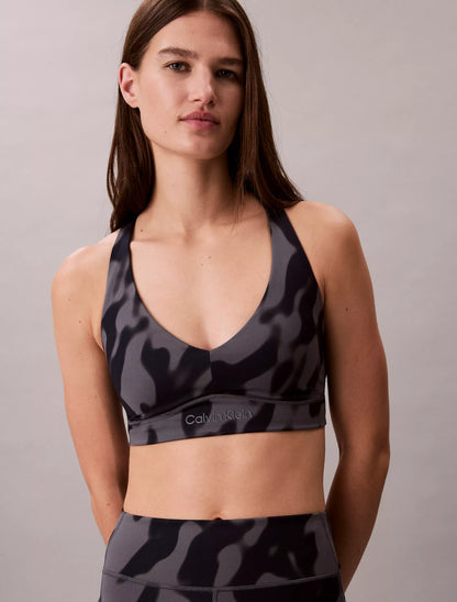 Giga Smoked Camo / Turbulence
