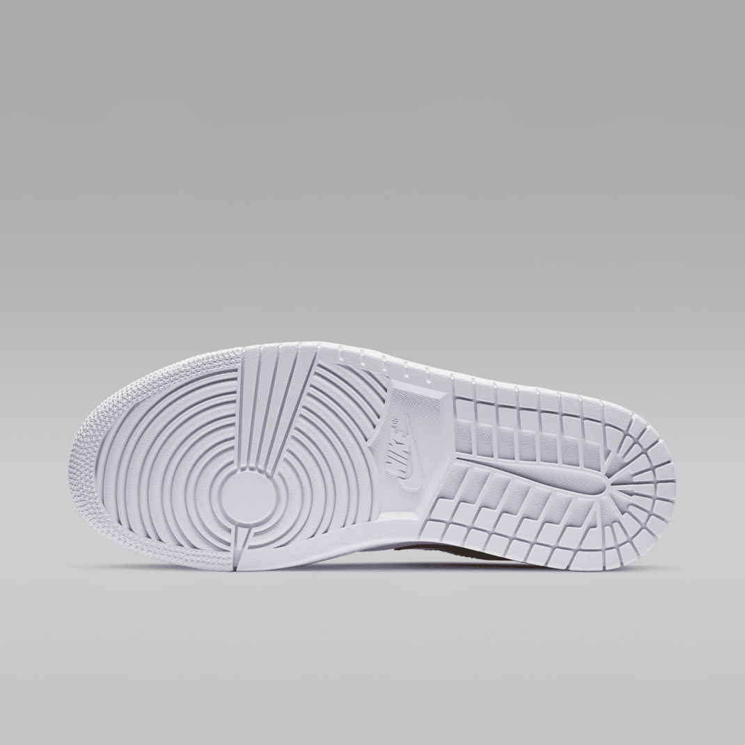 White/White/Metallic Gold