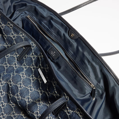 denim azul oscuro con GG