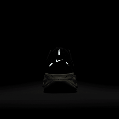 Black/Coconut Milk/Light Iron Ore/Summit White 2