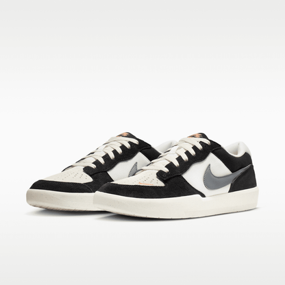 Black/Summit White/Sail/Cool Grey