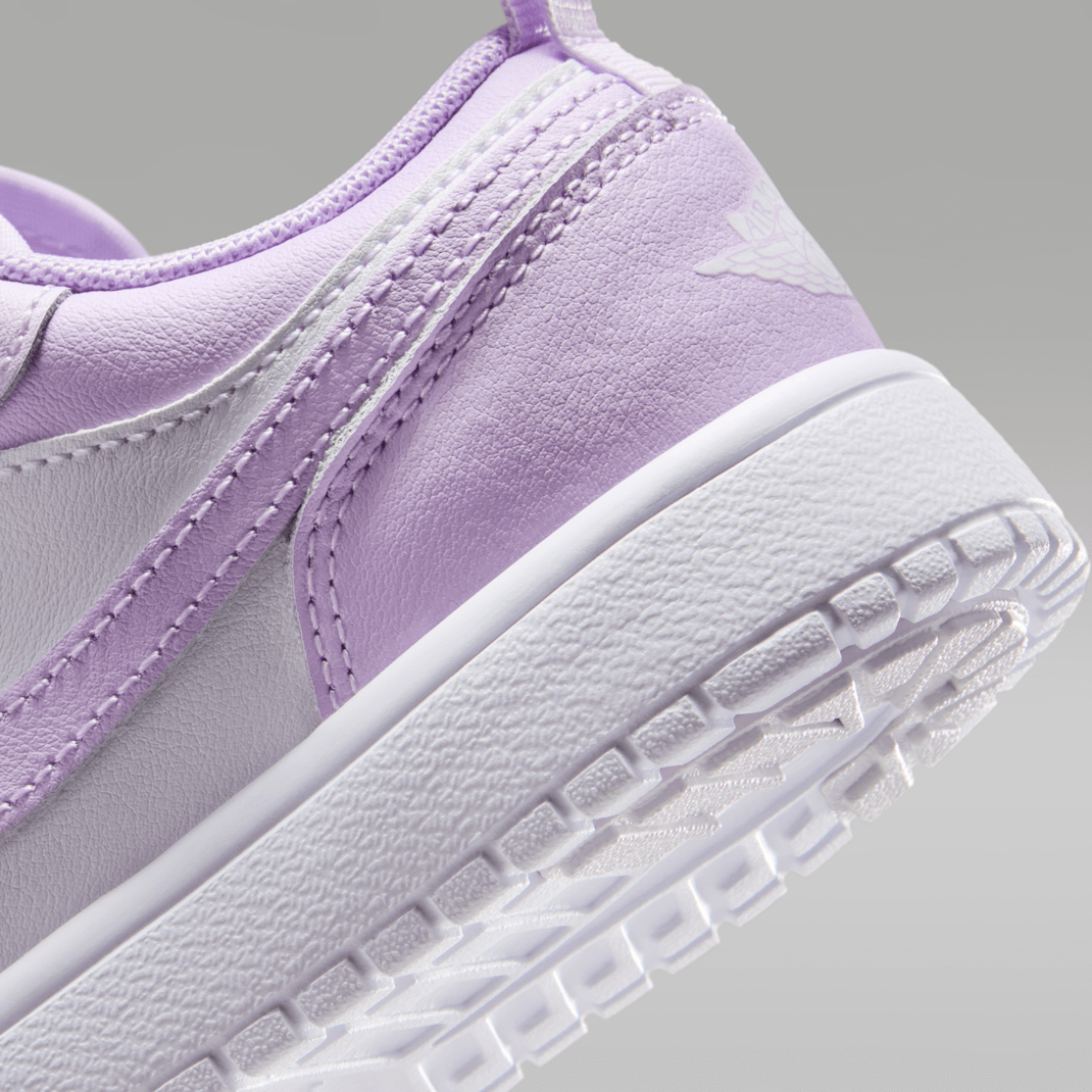 Barely Grape/Violet Mist/White