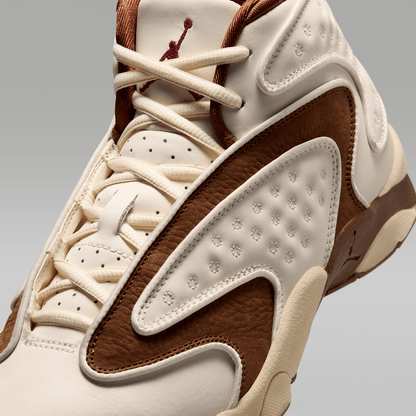 Pale Ivory/Light British Tan/Muslin/Track Red