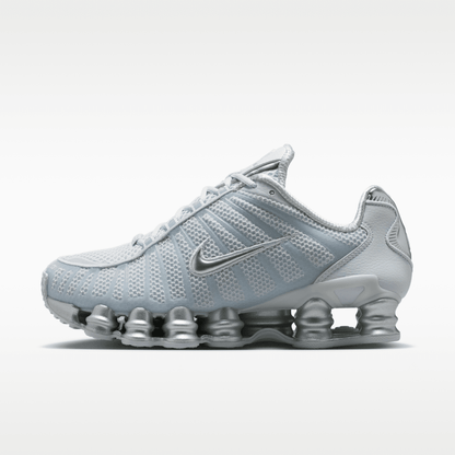 Pure Platinum/Metallic Silver