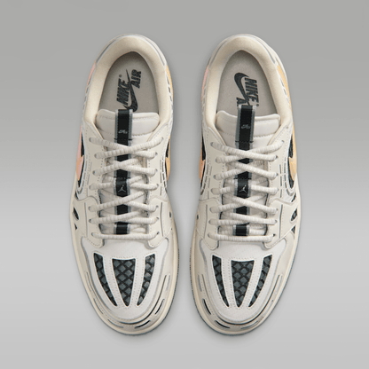 Sail/Coconut Milk/Anthracite/Metallic Silver