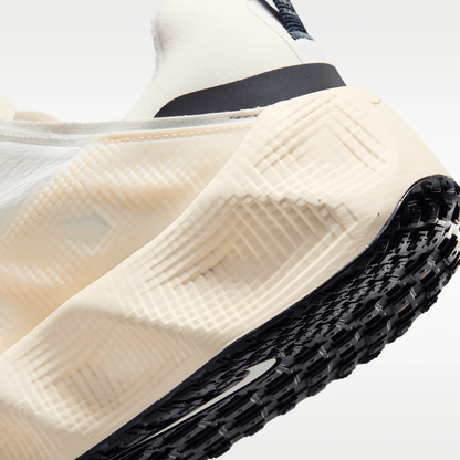 Summit White/Coconut Milk/Safety Orange/Dark Obsidian