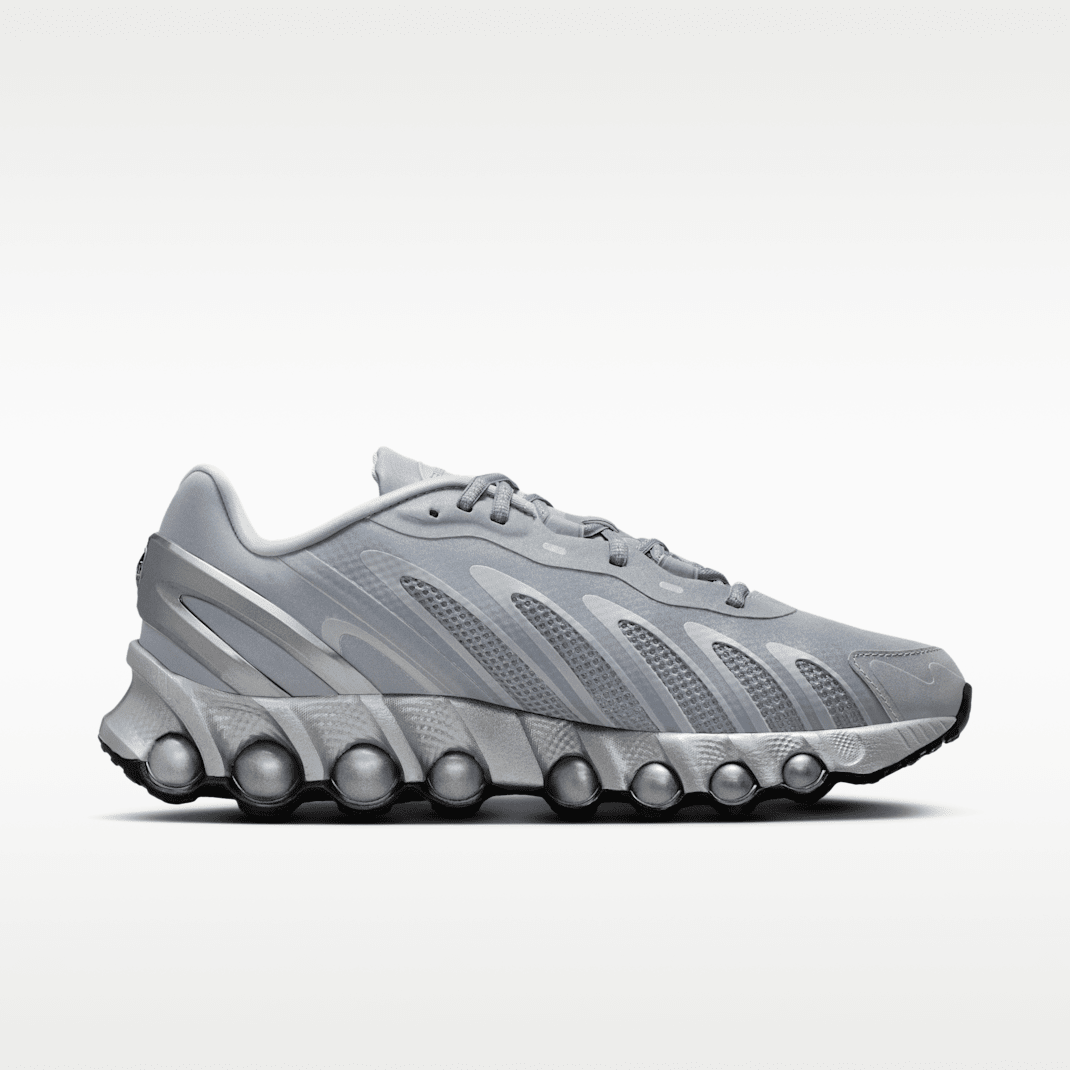 Metallic Silver/Black/Metallic Silver