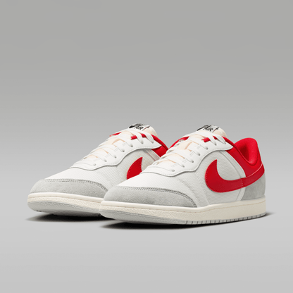 Summit White/University Red/Light Smoke Grey/Black